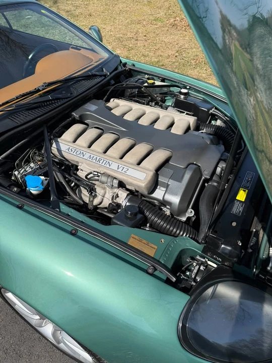 2000 Aston Martin Vantage - Image 9 of 19