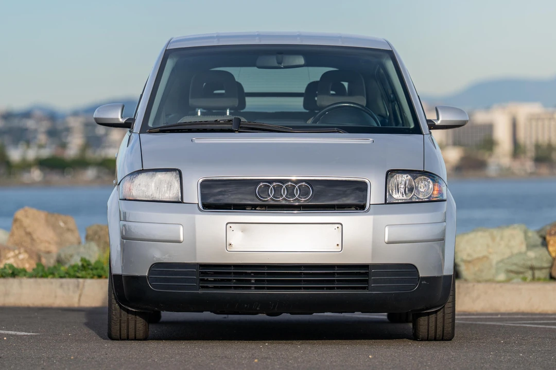 2000 Audi - Image 2 of 31