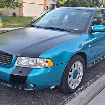 2000 Audi A4 2.0T Quattro Premium Sedan 4D