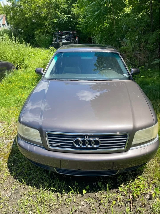 2000 Audi D2 A8 - Image 2 of 8
