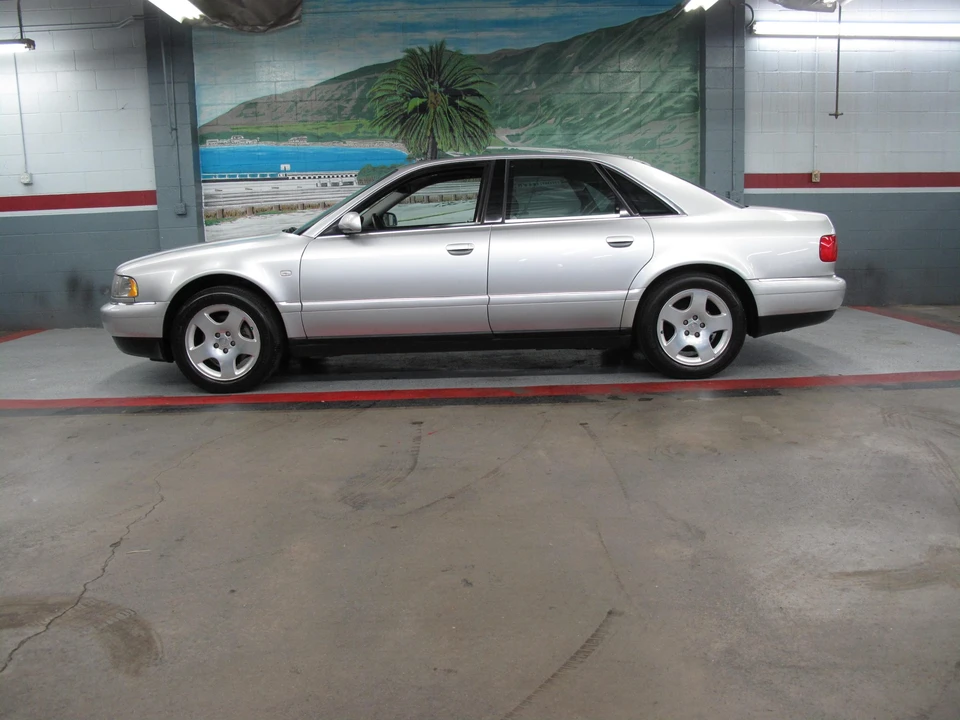 2000 Audi D2 A8 - Image 6 of 31
