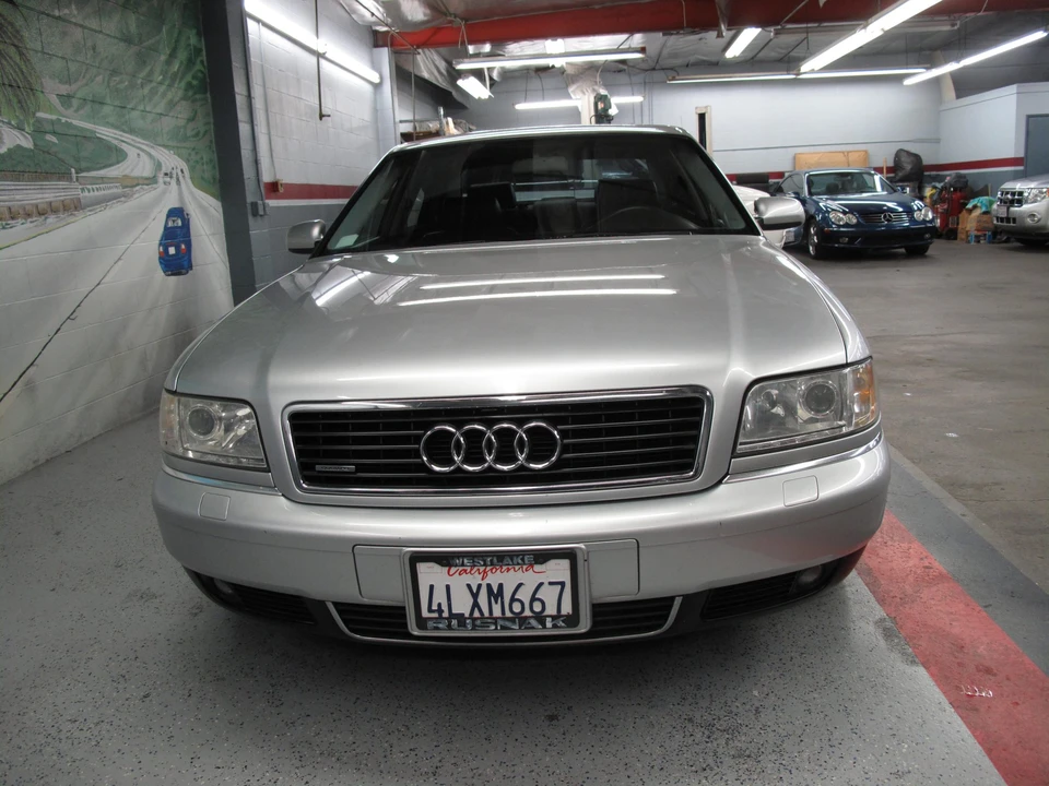 2000 Audi D2 A8 - Image 3 of 31