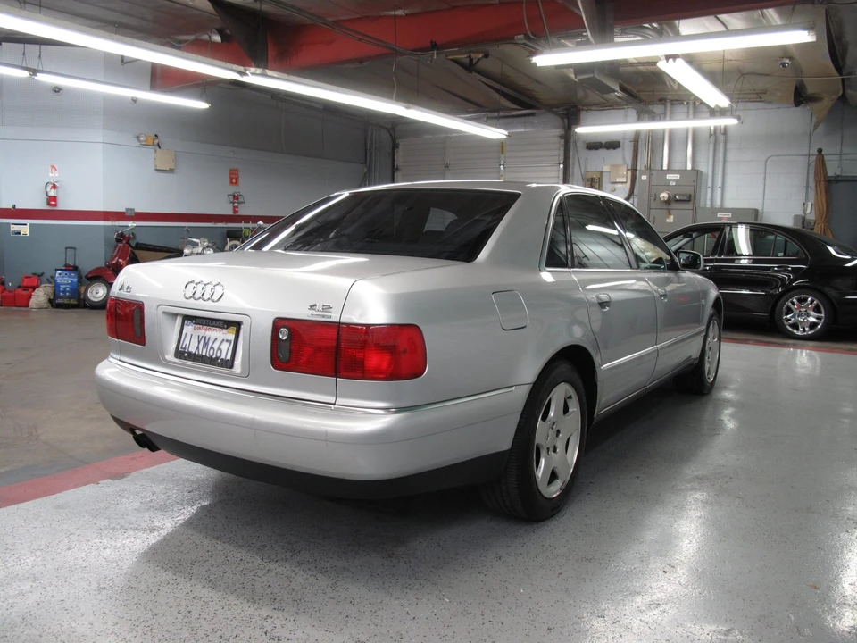 2000 Audi D2 A8 - Image 10 of 31