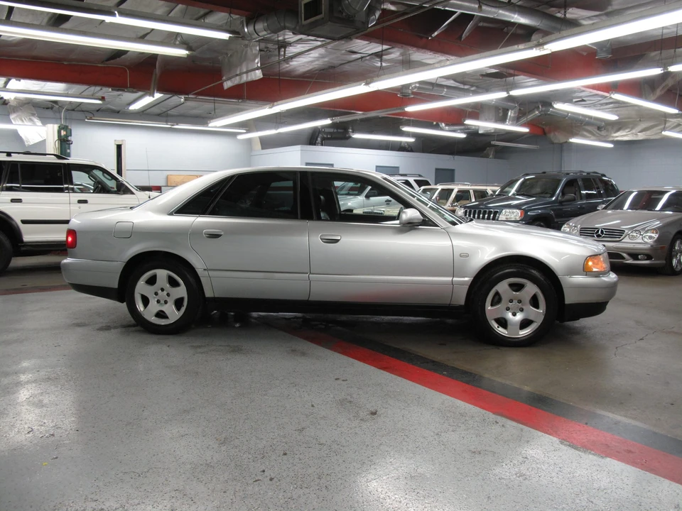 2000 Audi D2 A8 - Image 11 of 31