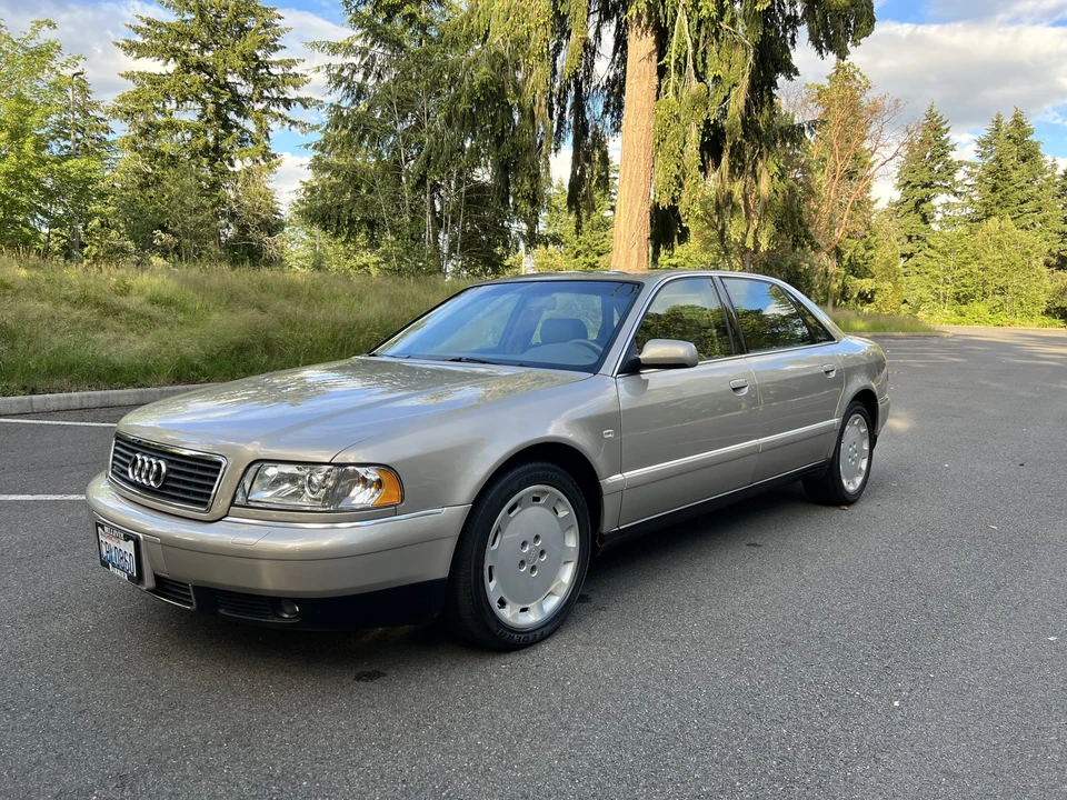 2000 Audi D2 A8 - Image 2 of 31