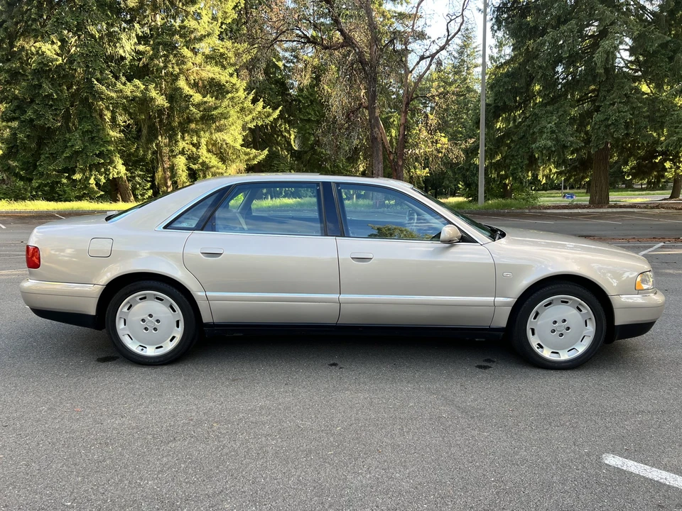 2000 Audi D2 A8 - Image 11 of 31