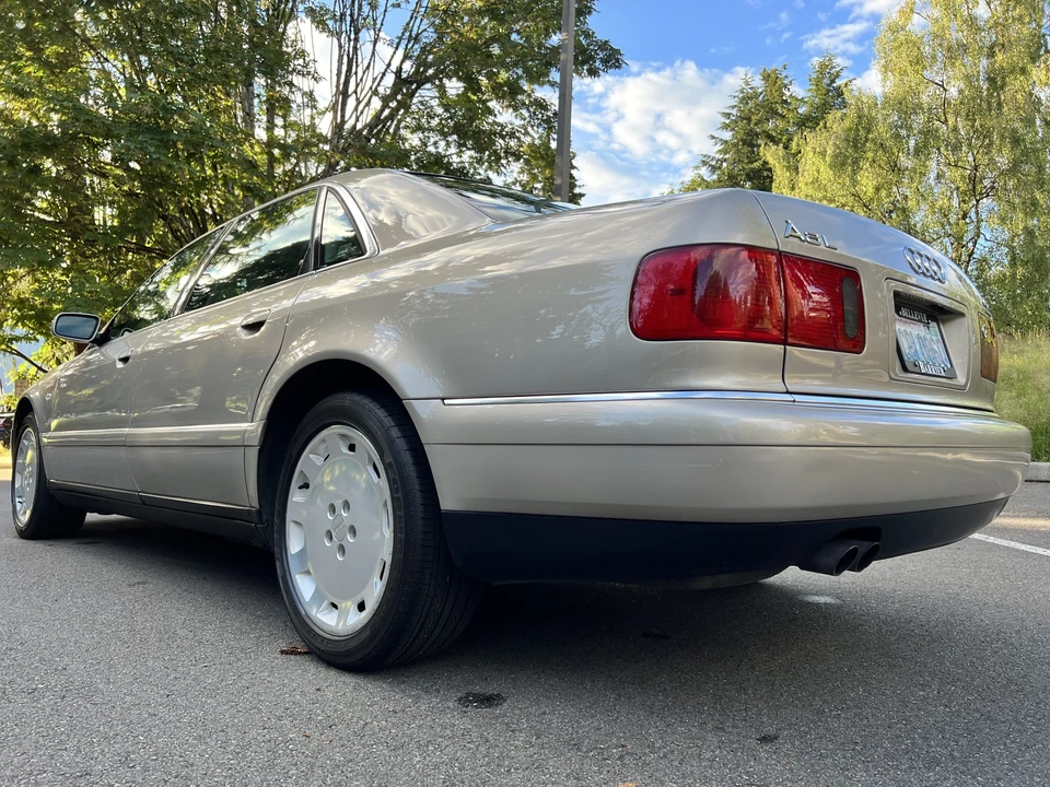 2000 Audi D2 A8 - Image 6 of 31