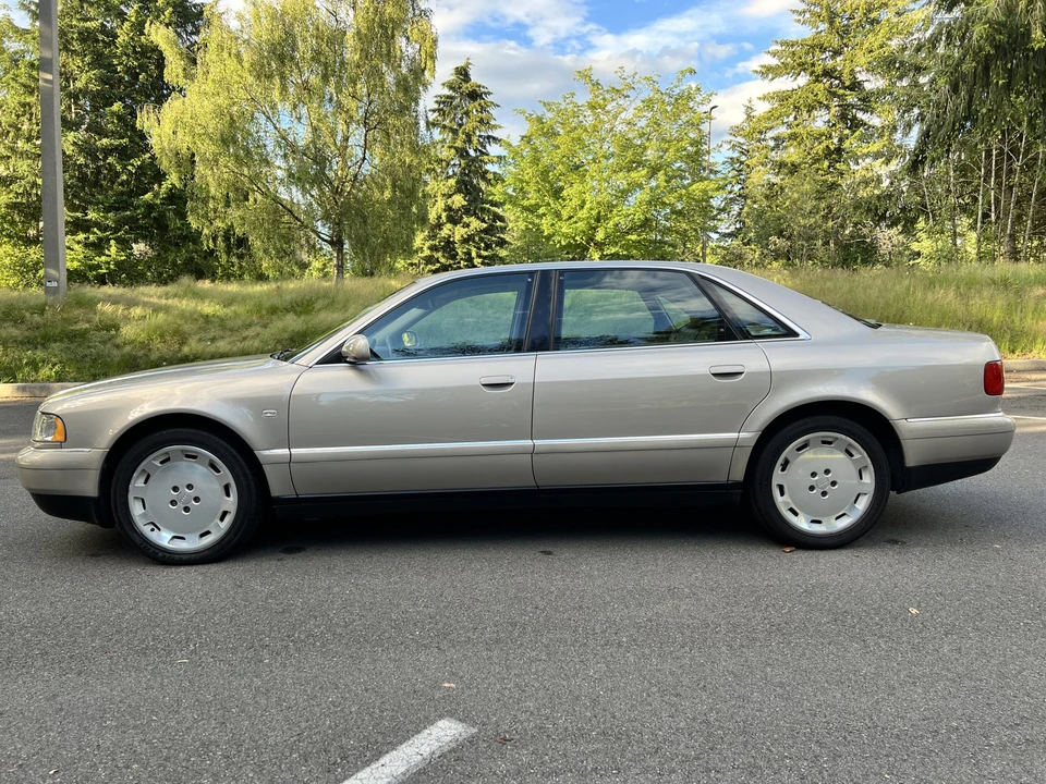 2000 Audi D2 A8 - Image 4 of 31