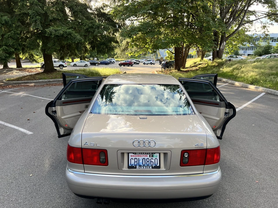 2000 Audi D2 A8 - Image 19 of 31