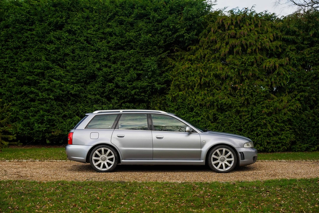 2000 Audi B5 RS4 Avant - Image 9 of 31