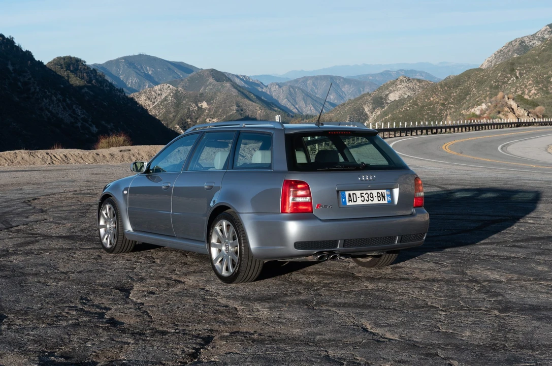 2000 Audi B5 RS4 Avant - Image 8 of 31