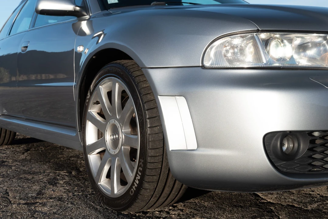 2000 Audi B5 RS4 Avant - Image 11 of 31