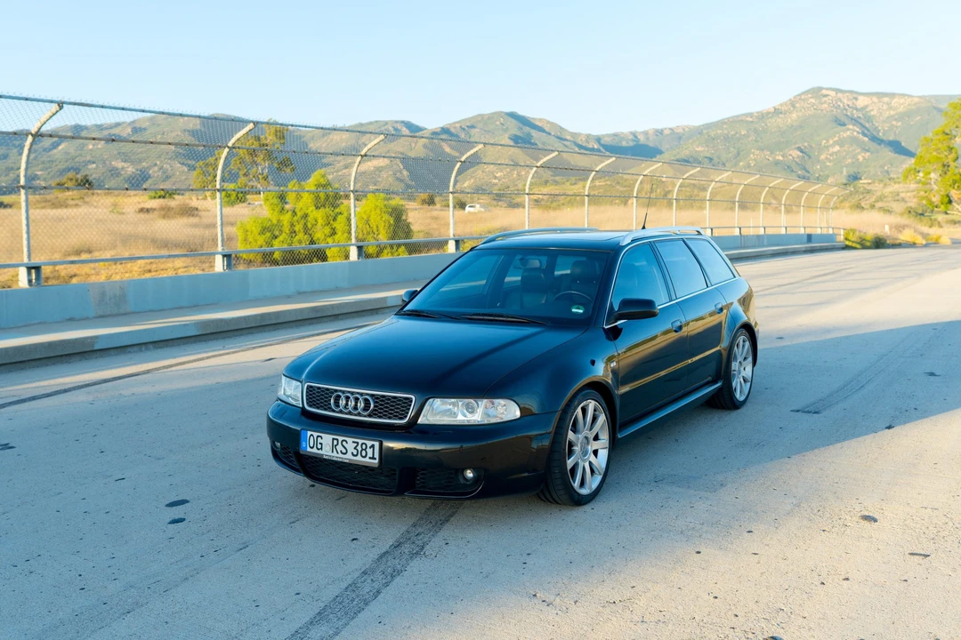 2000 Audi B5 RS4 Avant - Image 9 of 31
