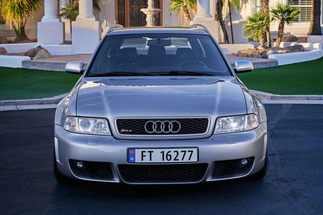 2000 Audi B5 RS4 Avant - Image 2 of 31