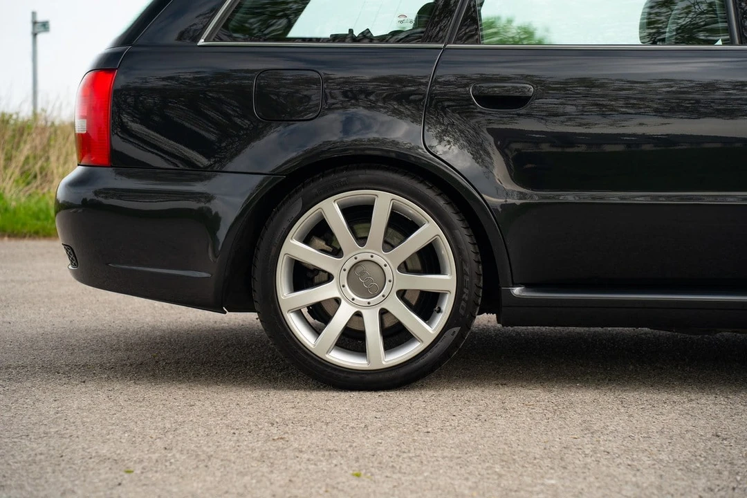 2000 Audi B5 RS4 Avant - Image 14 of 30
