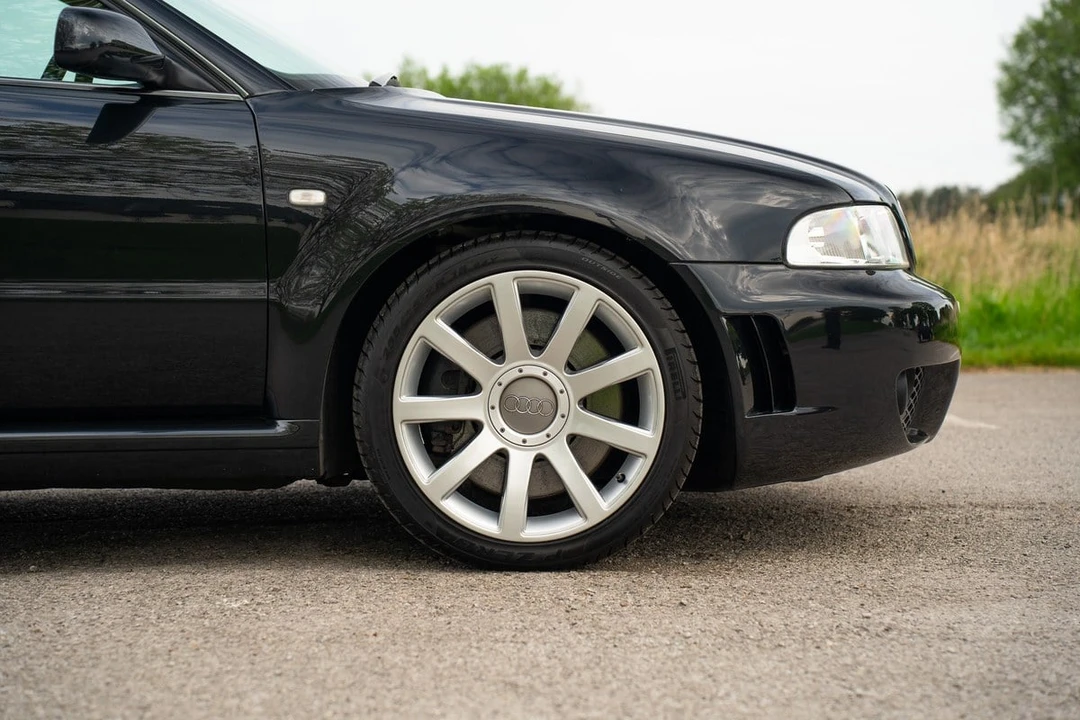 2000 Audi B5 RS4 Avant - Image 15 of 30