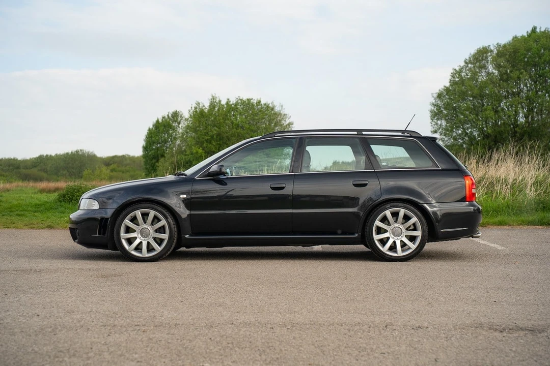 2000 Audi B5 RS4 Avant - Image 11 of 30