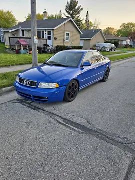 2000 Audi S4