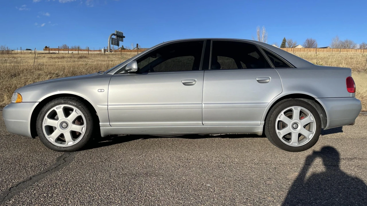 2000 Audi B5 S4 - Image 10 of 31