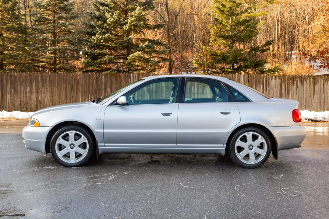 2000 Audi B5 S4 - Image 8 of 31