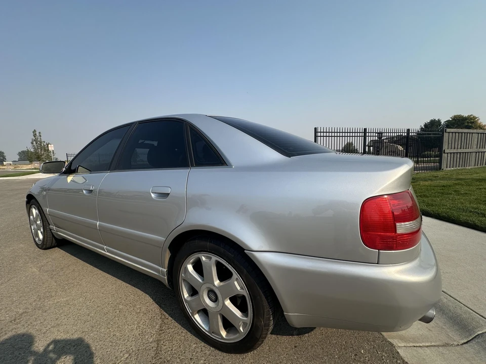 2000 Audi B5 S4 - Image 16 of 31