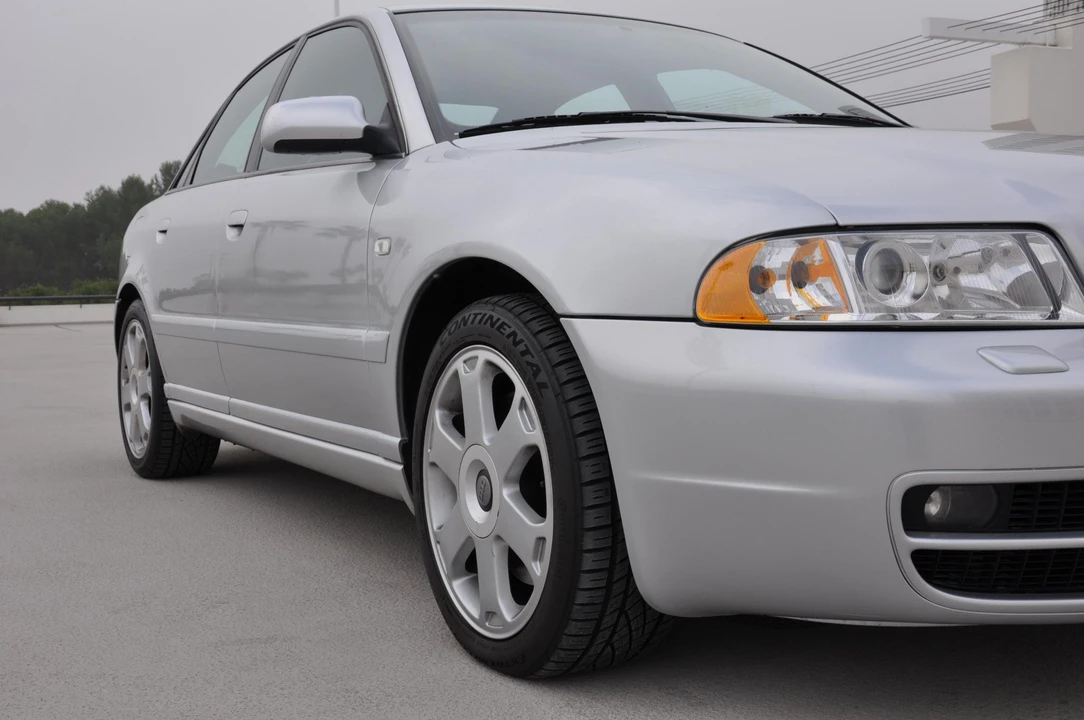 2000 Audi B5 S4 - Image 15 of 31