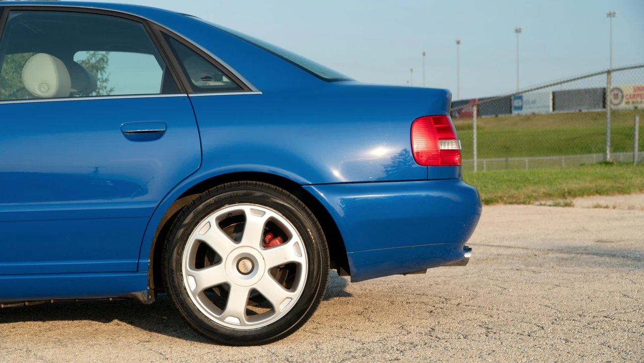 2000 Audi B5 S4 - Image 16 of 31
