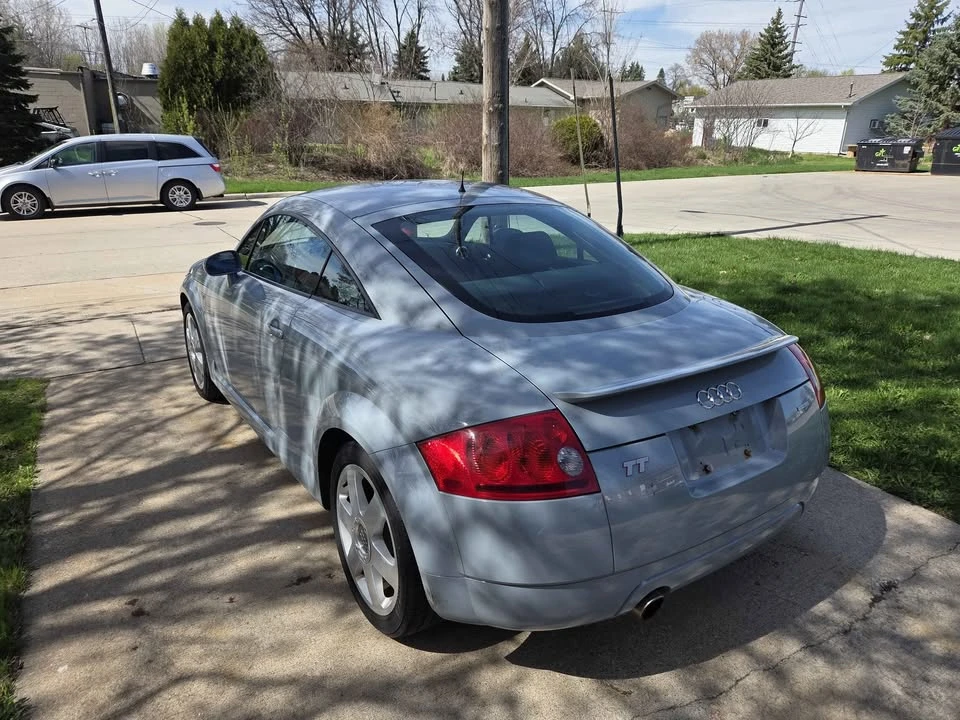 2000 Audi Coupe & Cabriolet - Image 3 of 9