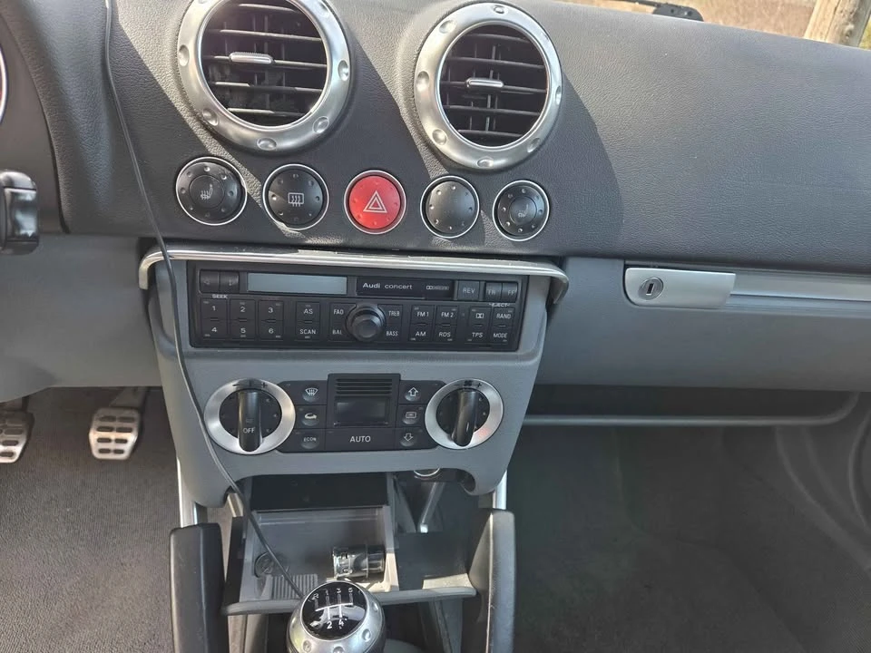 2000 Audi Coupe & Cabriolet - Image 9 of 9