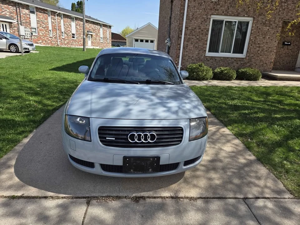 2000 Audi Coupe & Cabriolet - Image 5 of 9