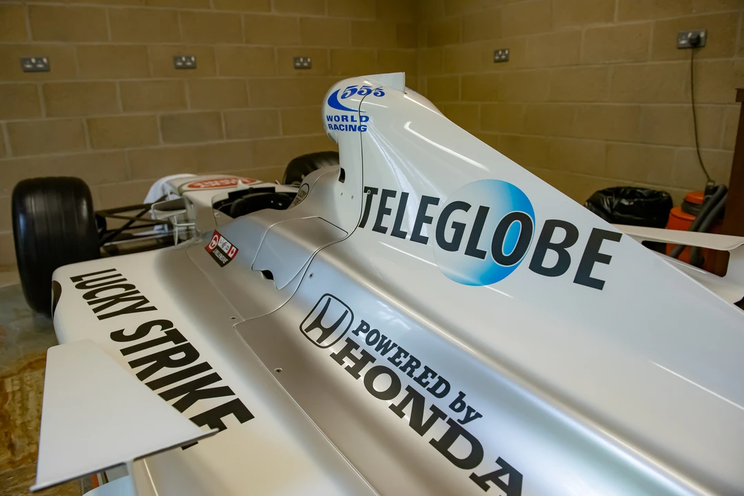 2000 Honda - Image 11 of 31