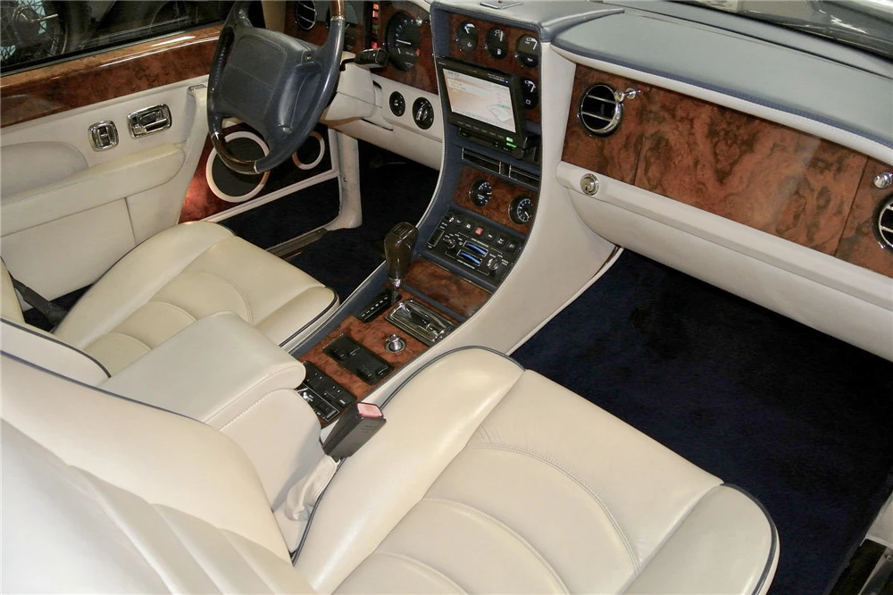 2000 Bentley Azure 1st Gen - Image 4 of 5