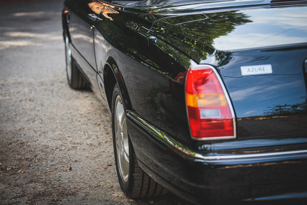 2000 Bentley Azure 1st Gen - Image 23 of 31