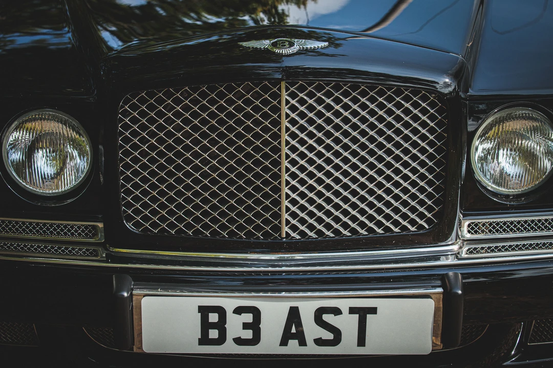 2000 Bentley Azure 1st Gen - Image 10 of 31