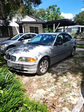 2000 BMW 323i