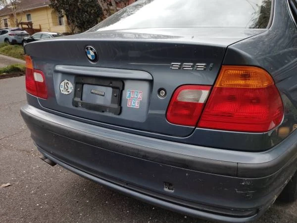 2000 BMW E46 330i & 330Ci - Image 9 of 10