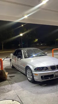 2000 BMW 3 Series · 318i Convertible 2D