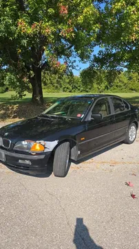2000 BMW 3 Series 323i Sedan 4D