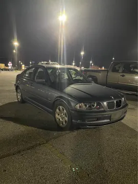 2000 BMW 3 Series 323i Sedan 4D