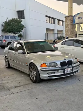 2000 BMW 3 Series 323i Sedan
