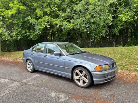 2000 BMW 3 Series 323i Sedan 4D