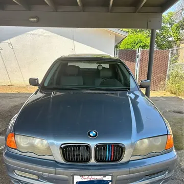 2000 BMW 3 Series 323i Sedan