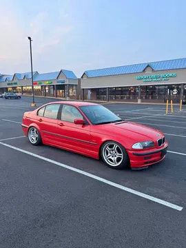 2000 BMW 3 Series 323i Sedan 4D