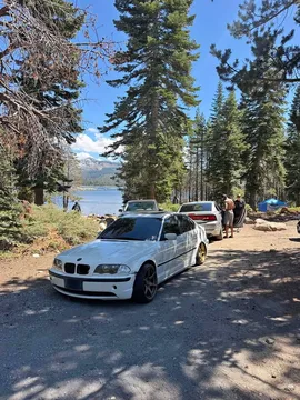 2000 BMW 3 Series 323i Sedan 4D