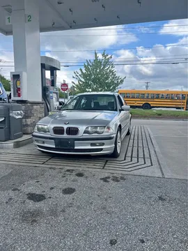 2000 BMW 3 Series 323i Sedan 4D