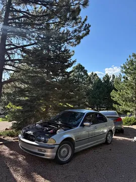 2000 BMW 3 Series 323i Sedan 4D