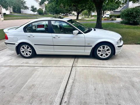 2000 BMW 3 Series 323i Sedan