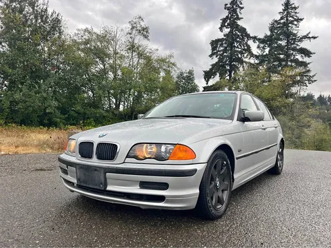 2000 BMW 3 Series 323i Sedan