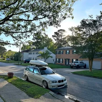 2000 BMW 323i Wagon