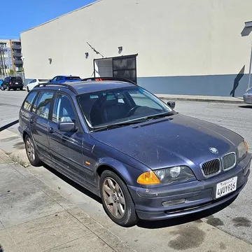 2000 BMW 3 Series 323i Wagon